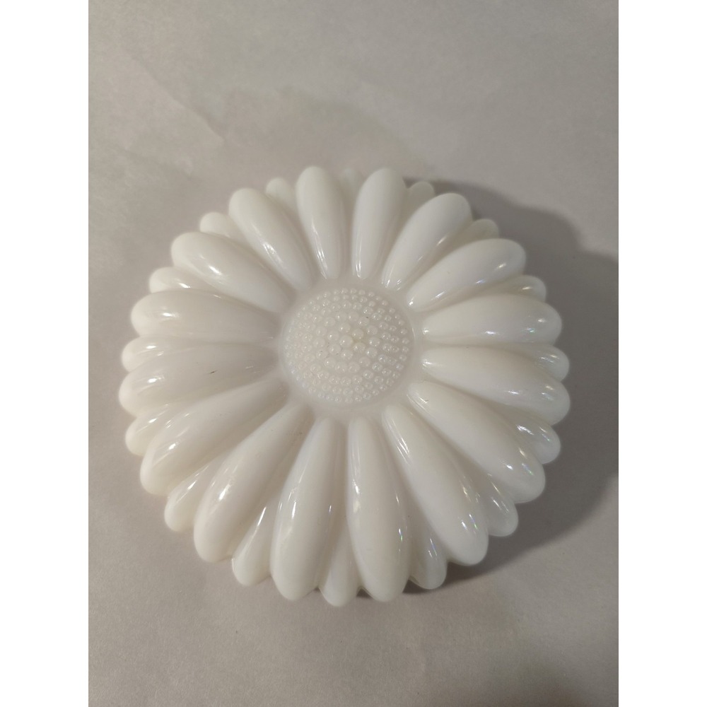 Vintage Milk Glass Sunflower/Daisy Trinket-Ring Dish